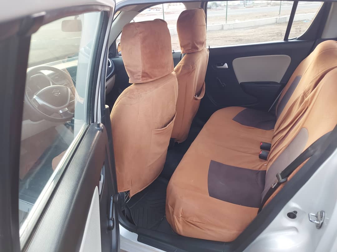 Suzuki Alto 2020 en bon état, idéal pour la ville et économique en carburant à Djibouti